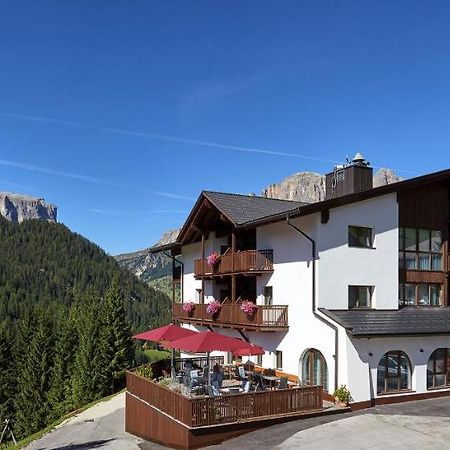 Sporthotel Panorama Corvara In Badia Esterno foto