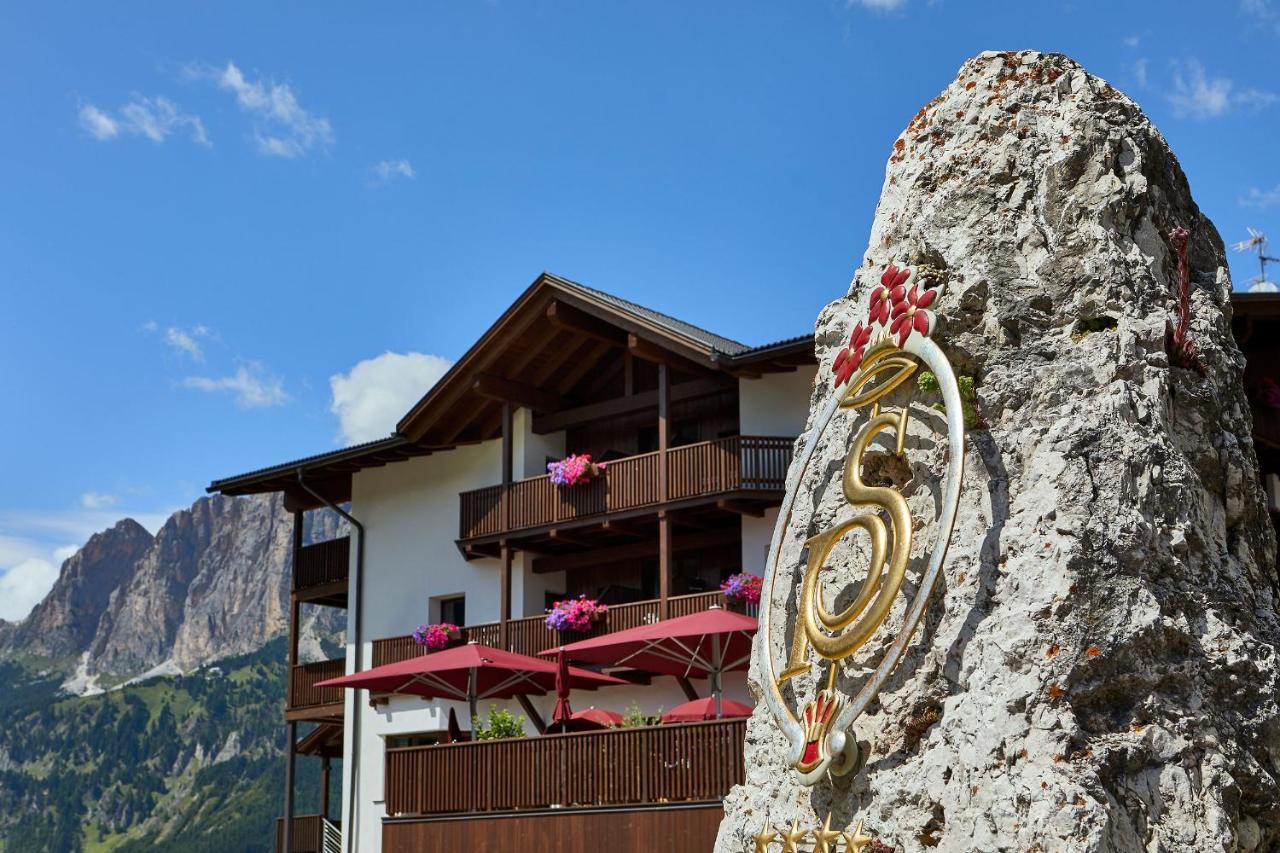 Sporthotel Panorama Corvara In Badia Esterno foto