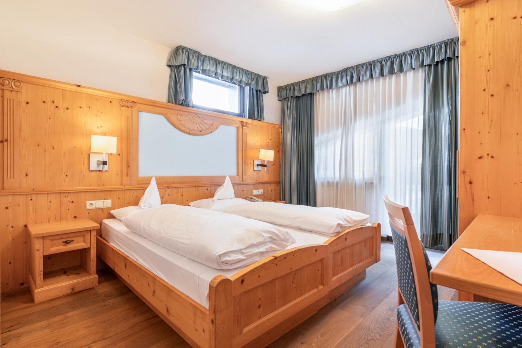 Sporthotel Panorama Corvara In Badia Esterno foto