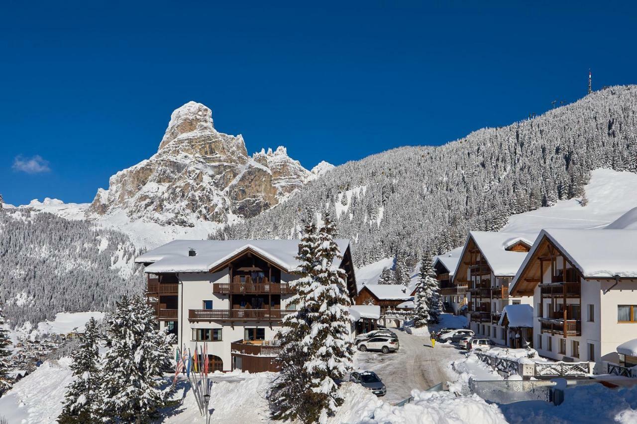 Sporthotel Panorama Corvara In Badia Esterno foto